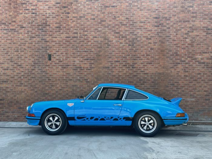 Noble Clone Spirit of 2.7 Rs based on 3 L SC 1982 Riviera blue