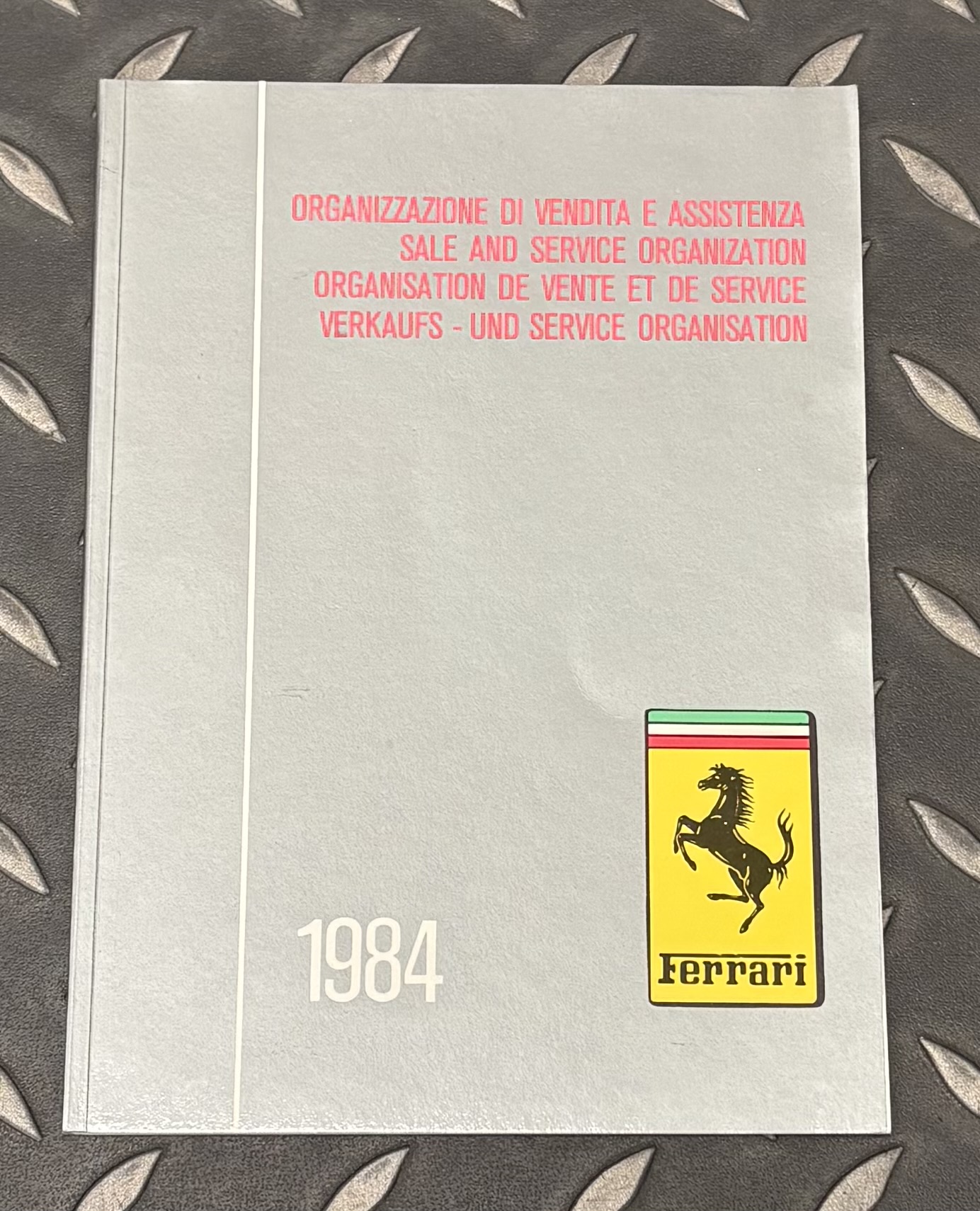 Ferrari sale and service organization 1984 booklet – original