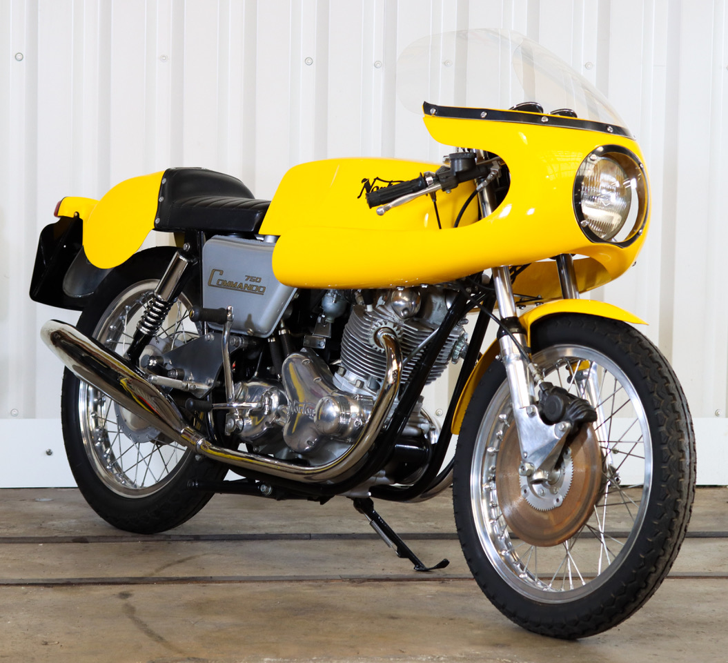 Norton 750 production Racer ,only 6 miles from new