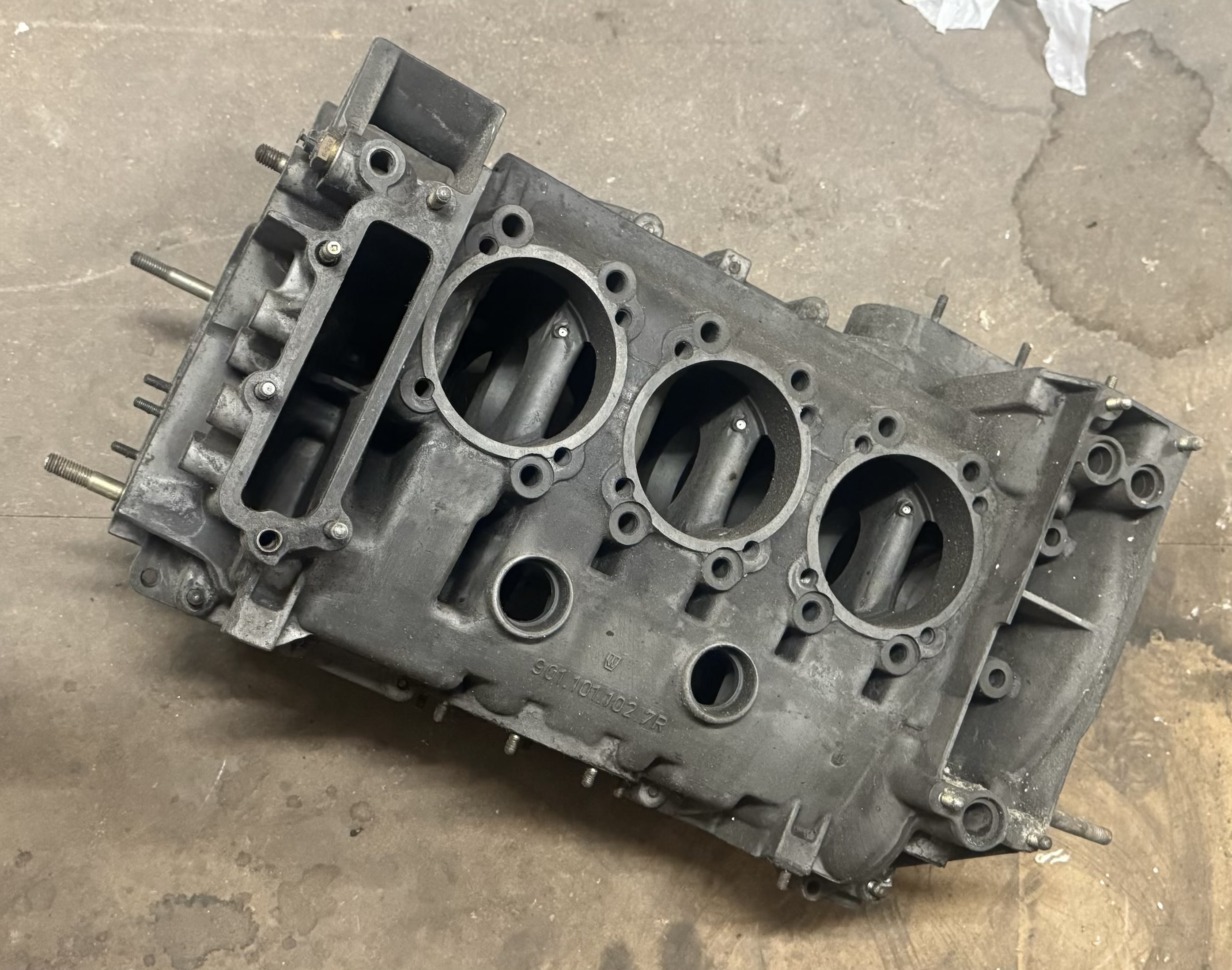 Porsche bloc moteur Carrera 2.7 RS