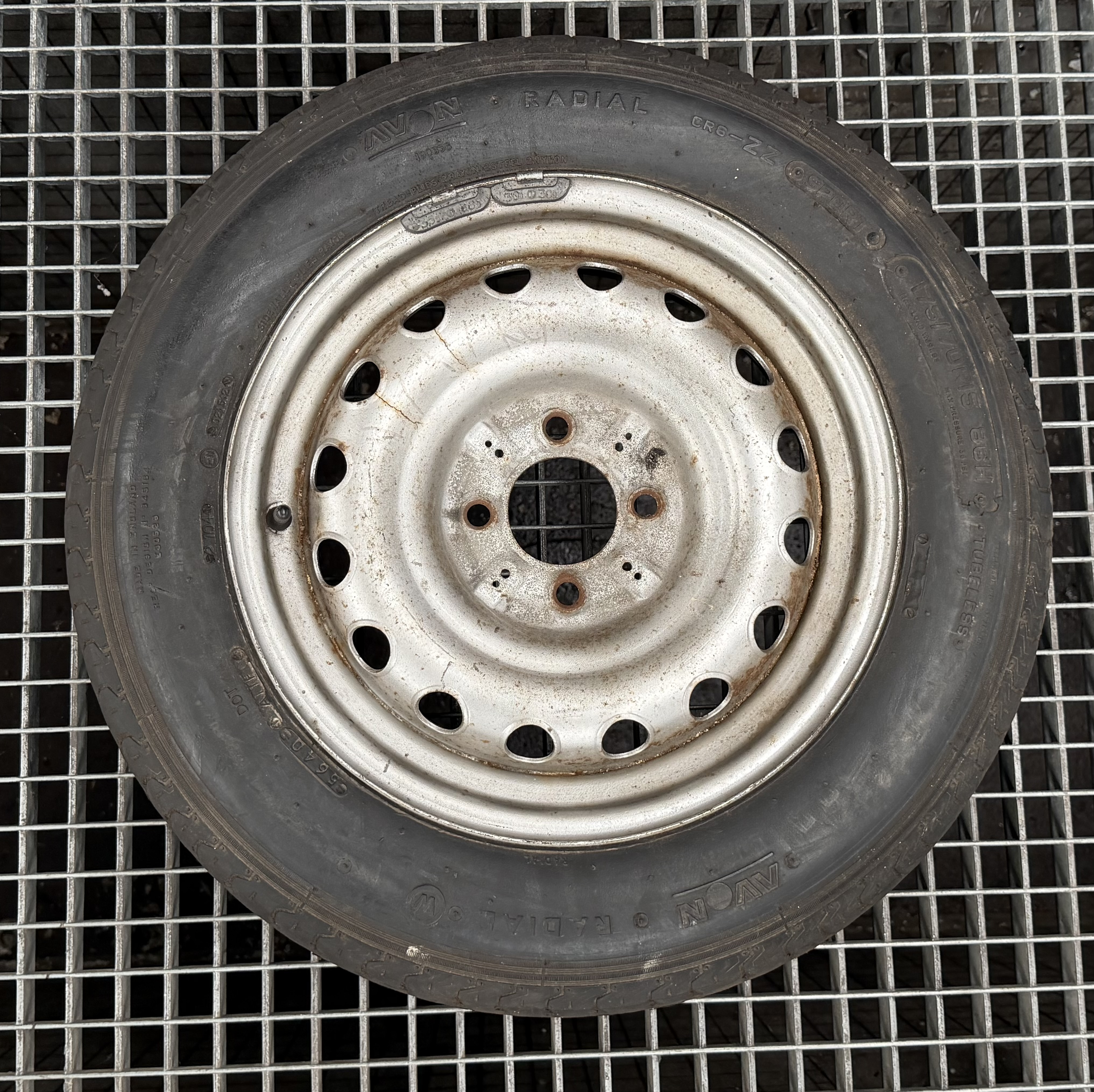 Alfa Roméo Giulia original steel wheel 