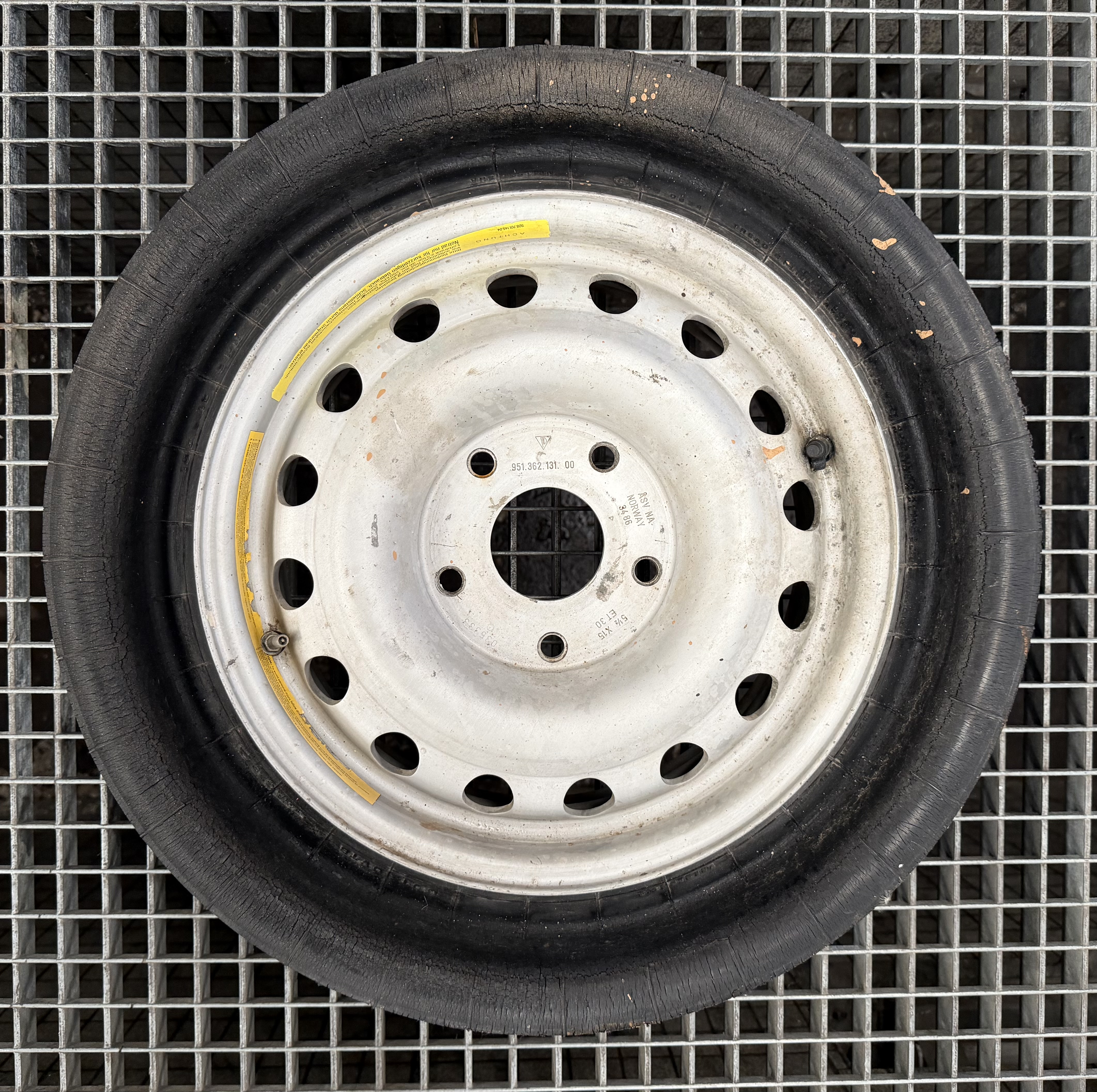 Porsche spare tyre aluminium 1986